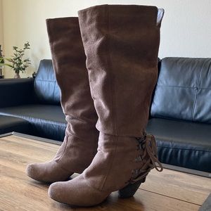 Naughty Monkey Taupe suede boots